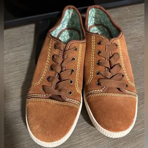 Boden women’s tan suede ribbon lace up flatform sneakers 40 9.5 US white sole